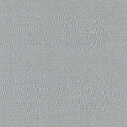 913