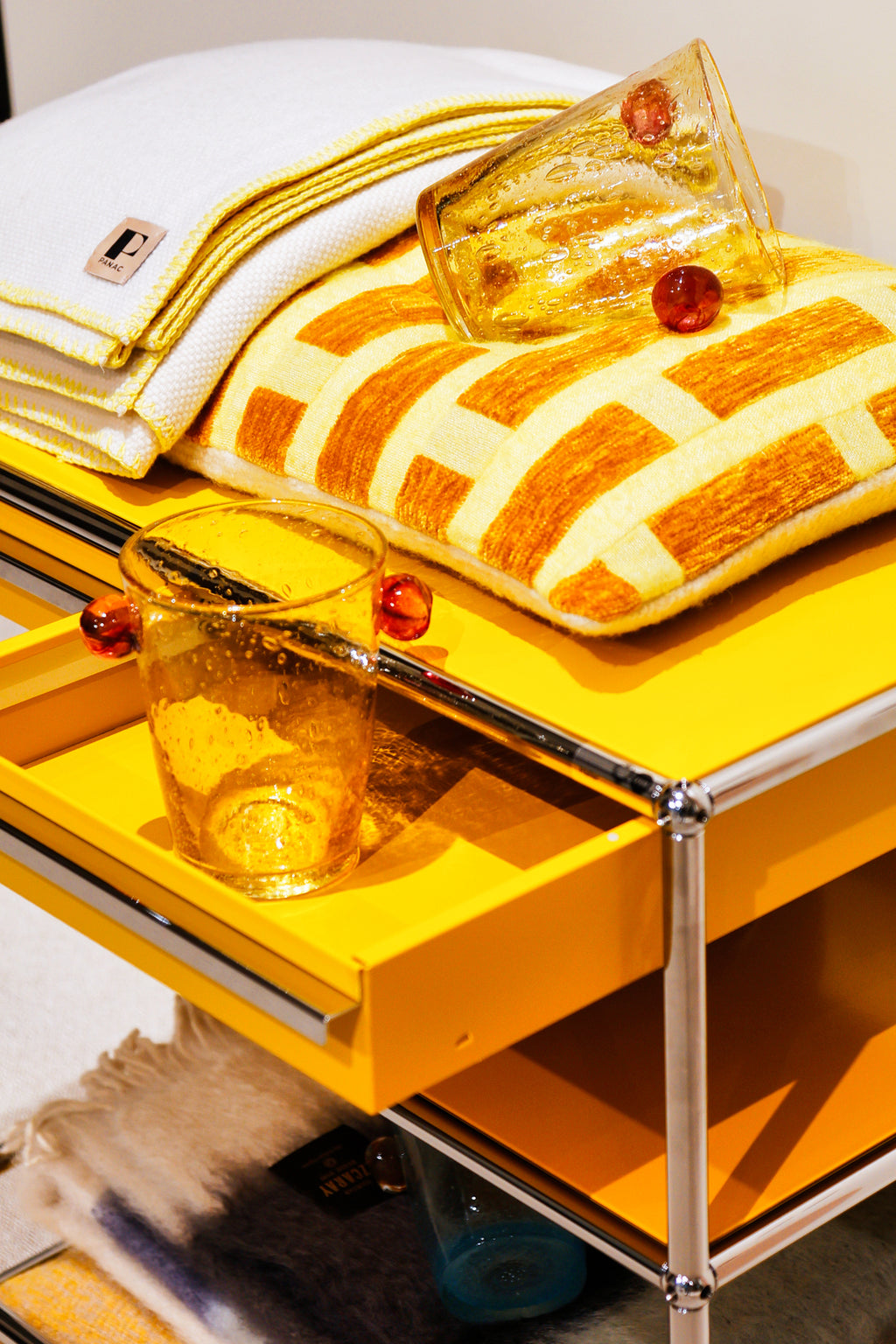 Image Coussin Accessoires Rectangulaire • Memphis - Yellow