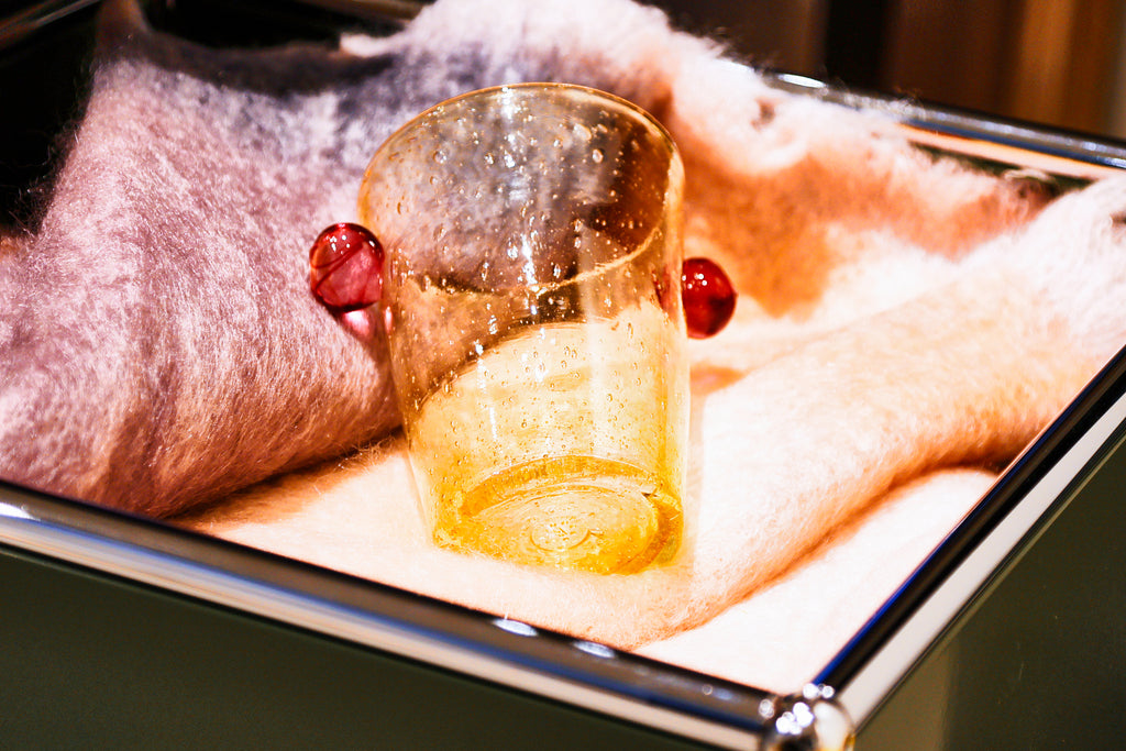 Image Vase Le Petit Pivoine La Romaine Éditions • Rose et doré